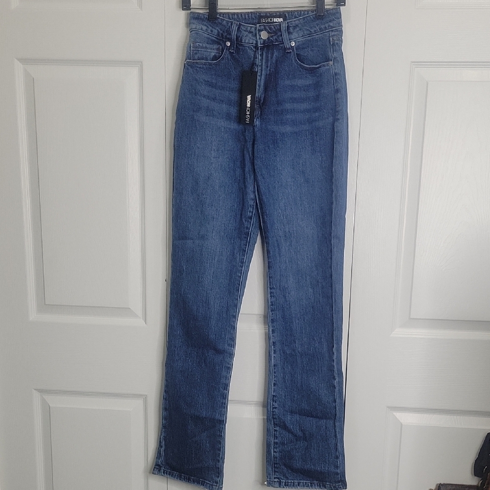 Fashion Nova High Rise Blue Jeans Size 3 NWT